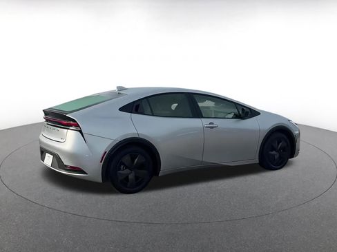 Used 2025 Toyota Prius LE image 16