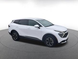 Used 2025 Kia Sportage LX FWD video 2