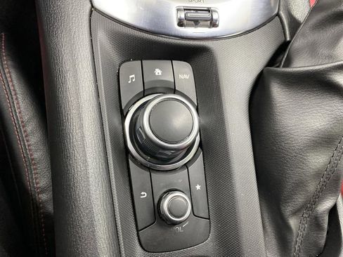 Used 2020 FIAT 124 Spider Abarth w/ Convenience Group image 27