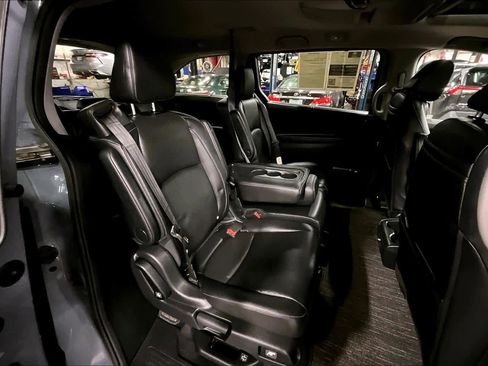 Used 2023 Honda Odyssey Touring image 19