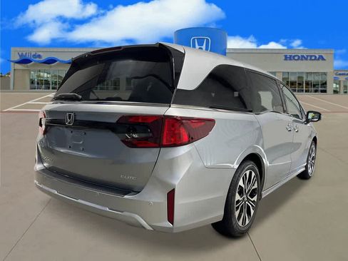 New 2026 Honda Odyssey Elite image 5
