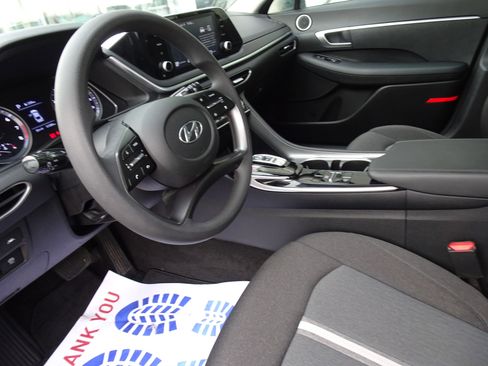 Used 2021 Hyundai Sonata SE image 11