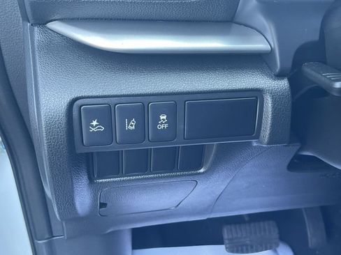 Used 2022 Mitsubishi Eclipse Cross SE FWD image 24