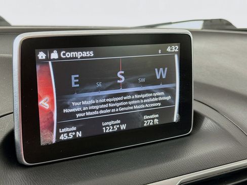 Used 2015 MAZDA MAZDA3 i Touring w/ Technology Package FWD image 15
