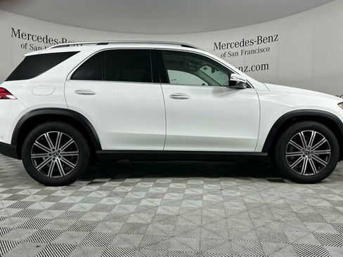 New 2026 Mercedes-Benz GLE 450e 4MATIC image 3