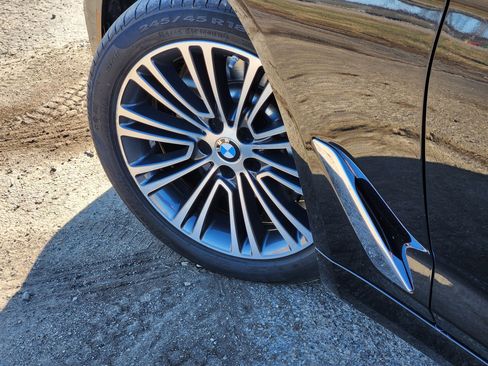 Used 2017 BMW 530i xDrive 530i xDrive image 20