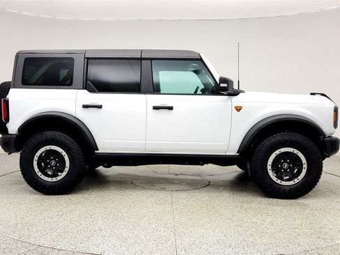 Used 2025 Ford Bronco Badlands AWD/4WD image 4