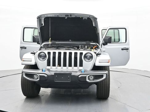 Used 2023 Jeep Wrangler Unlimited Sahara image 39