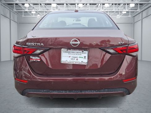 Used 2024 Nissan Sentra SV image 4