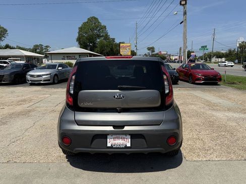 Used 2019 Kia Soul FWD image 5