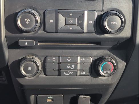 Used 2018 Ford F150 XL w/ Equipment Group 101A Mid image 16