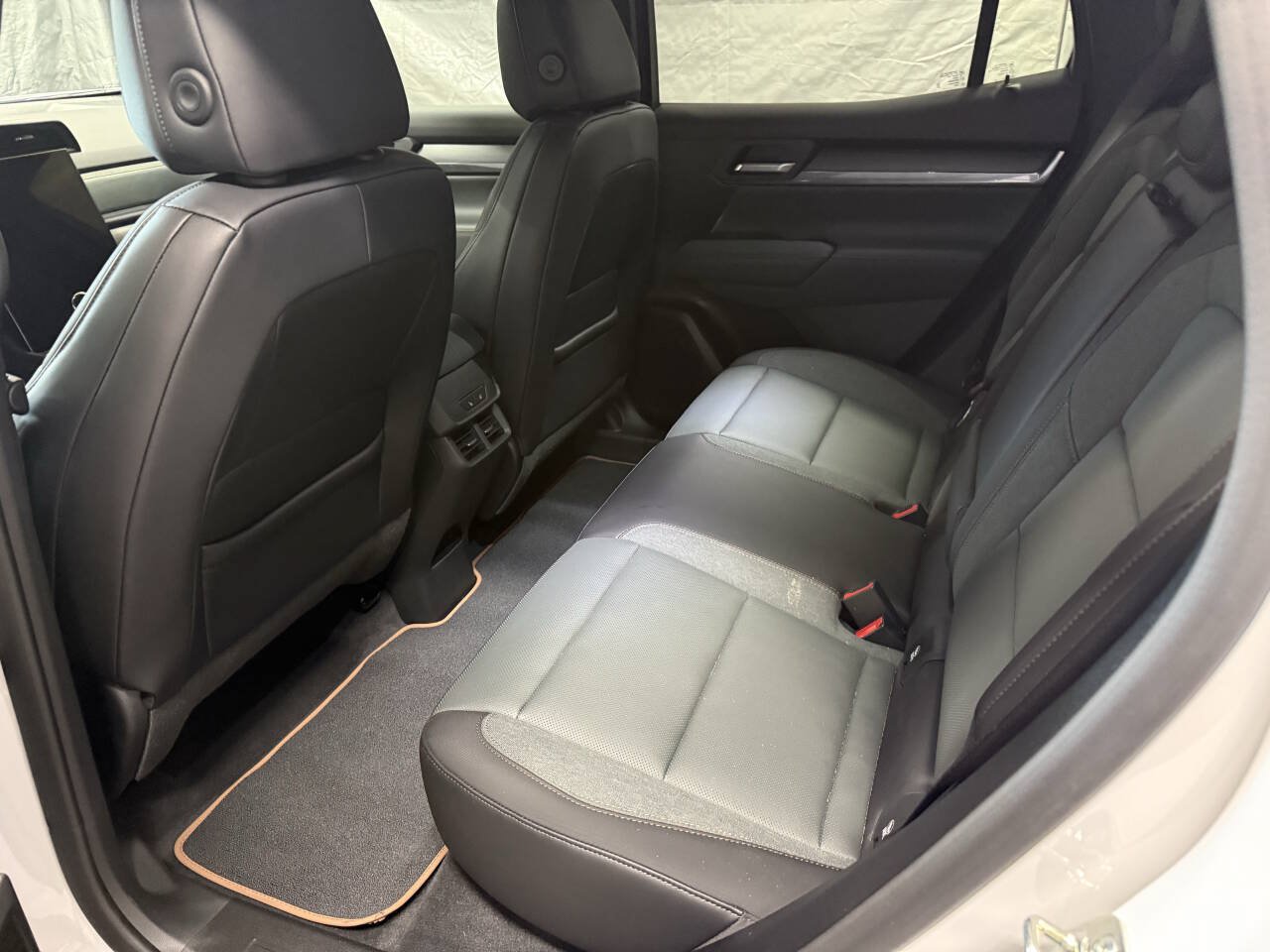 Used 2026 GMC Terrain AT4 w/ Convenience Package III AWD/4WD image 26