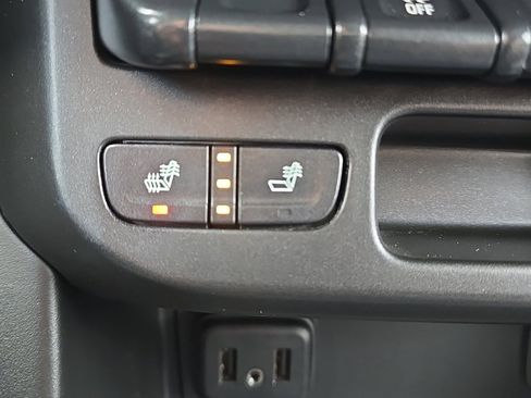 Used 2021 Chevrolet Colorado Z71 image 24