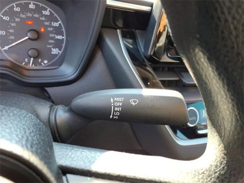 Used 2024 Toyota Corolla LE image 21