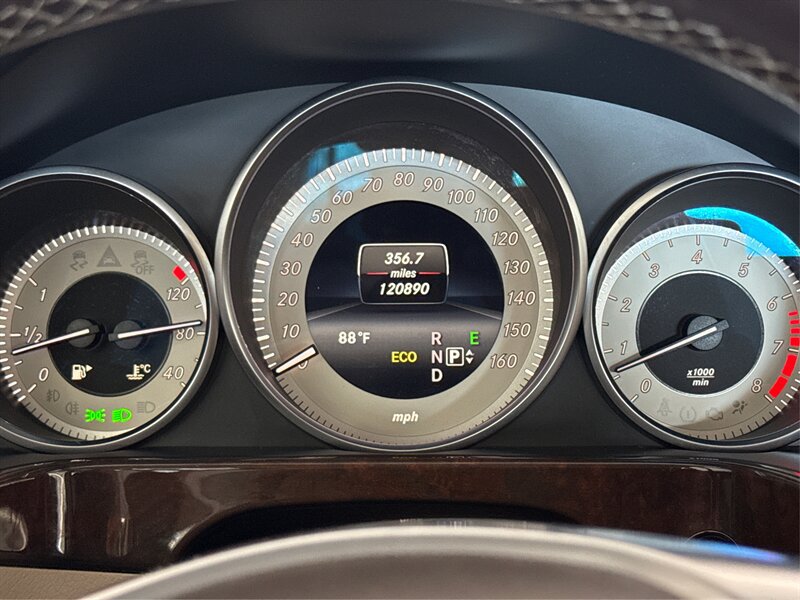 Used 2014 Mercedes-Benz E 350 Sedan image 15