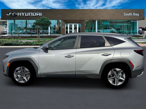 New 2026 Hyundai Tucson SEL image 3