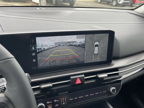 New 2026 Kia Sportage SX image 18