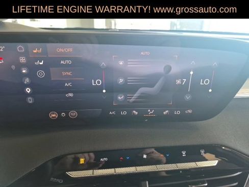 Used 2026 Buick Enclave Preferred AWD/4WD image 23