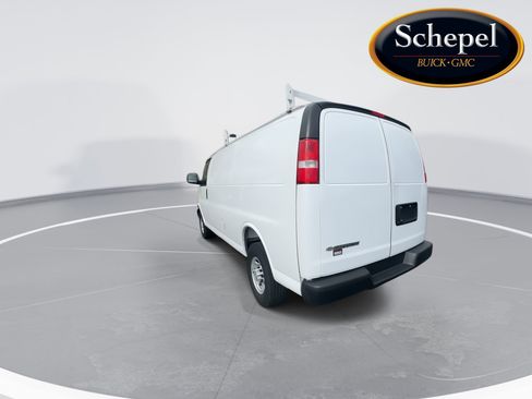 Used 2025 Chevrolet Express 2500 Extended w/ Driver Convenience Package RWD image 6