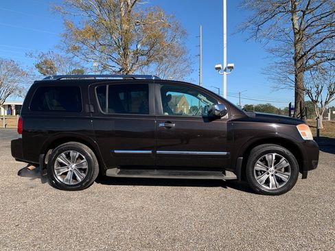Used 2015 Nissan Armada SL w/ Moonroof Package image 4