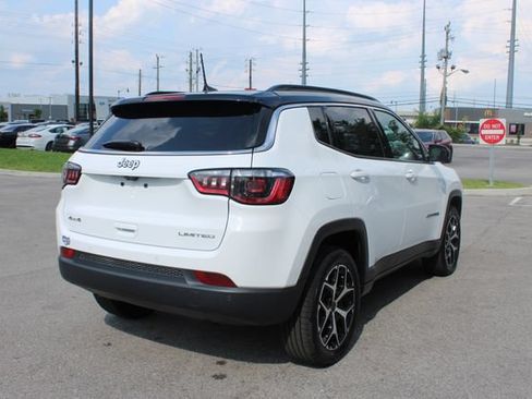 Used 2025 Jeep Compass Limited AWD/4WD image 41