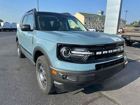 Certified 2023 Ford Bronco Sport Outer Banks AWD/4WD image 2