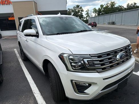 Used 2019 Ford Expedition Limited w/ Special Edition Package AWD/4WD image 8