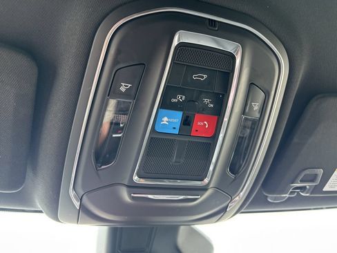 Used 2024 Jeep Grand Cherokee L Limited RWD image 39
