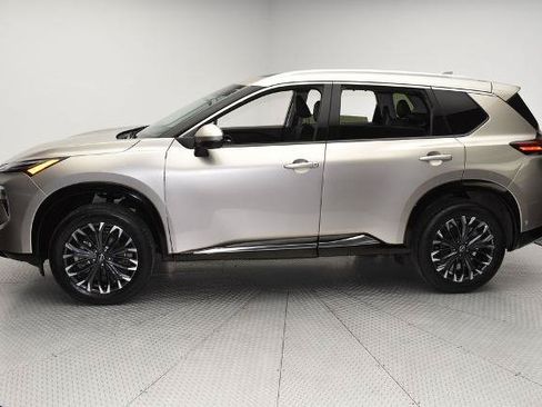 Certified 2026 Nissan Rogue Platinum w/ Platinum Premium Package AWD/4WD image 8