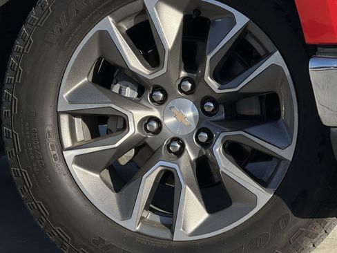 Certified 2021 Chevrolet Silverado 1500 LT image 9