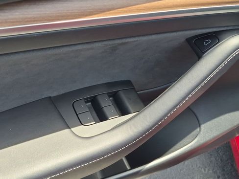 Used 2023 Tesla Model 3 Performance AWD/4WD image 15