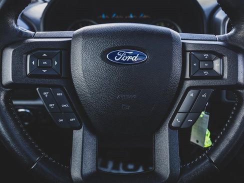 Used 2017 Ford F150 XLT w/ Equipment Group 302A Luxury image 13