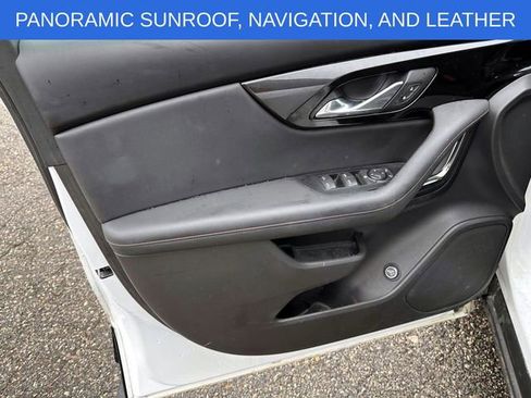 Certified 2019 Chevrolet Blazer RS w/ Sun and Wheels Package image 15