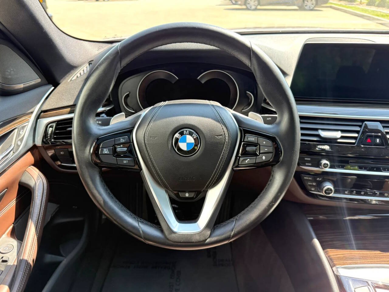 Used 2017 BMW 530i xDrive AWD/4WD image 18