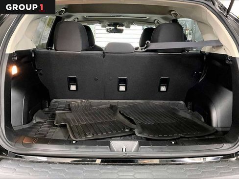 Certified 2022 Subaru Crosstrek 2.0i Premium w/ Moonroof Package image 33