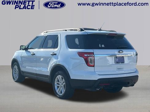 Used 2015 Ford Explorer FWD image 7