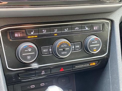 Used 2022 Volkswagen Atlas SE w/ Panoramic Sunroof Package image 27