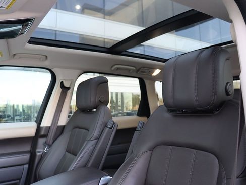 Used 2019 Land Rover Range Rover Sport Supercharged image 11