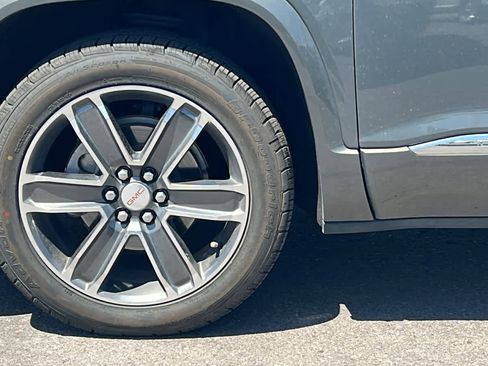 Used 2017 GMC Acadia Denali w/ Technology Package AWD/4WD image 9