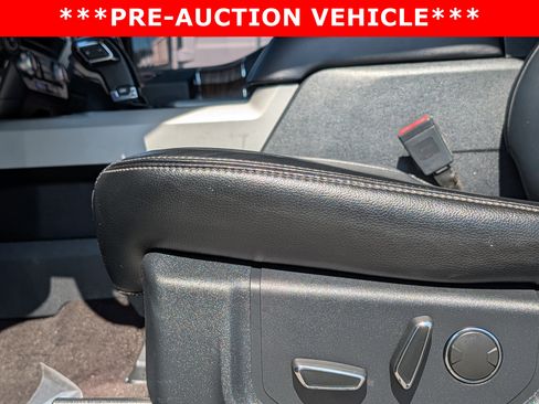Used 2018 Ford F150 Lariat w/ Equipment Group 502A Luxury AWD/4WD image 26