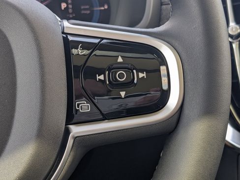 New 2025 Volvo XC90 T8 Plus w/ Protection Package Premier image 25