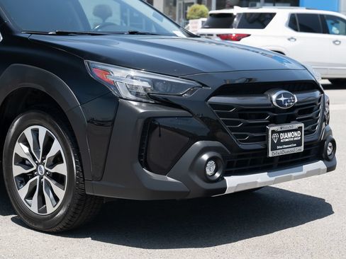 Used 2023 Subaru Outback Limited AWD/4WD image 9