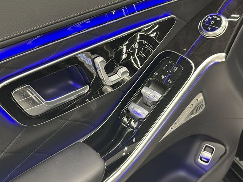 Certified 2025 Mercedes-Benz S 580e 4MATIC Sedan image 11