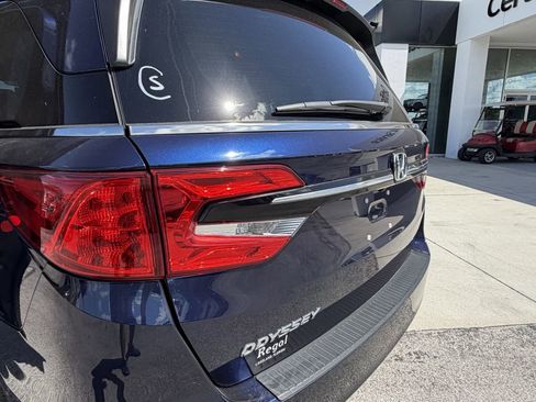 Used 2024 Honda Odyssey EX-L image 11