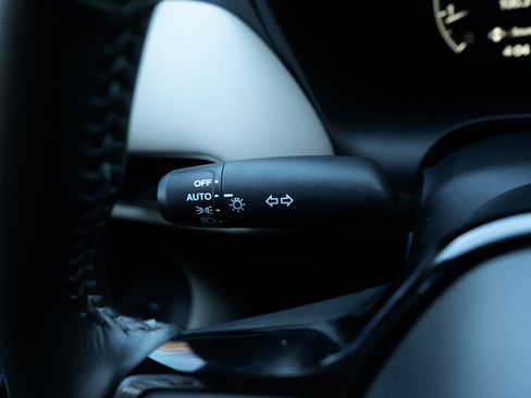 Used 2026 Honda HR-V EX-L image 23