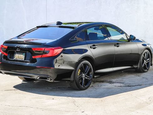 Certified 2018 Honda Accord Sport image 6