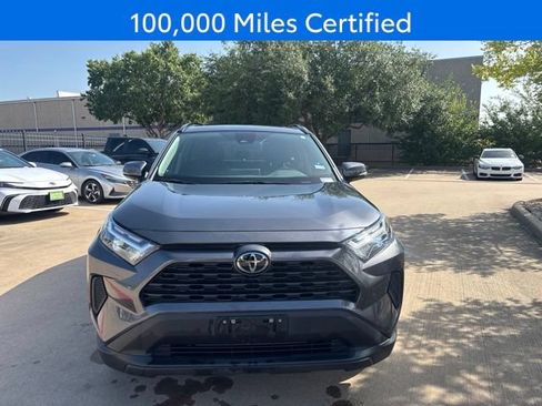 Used 2024 Toyota RAV4 XLE w/ Convenience Package FWD image 2
