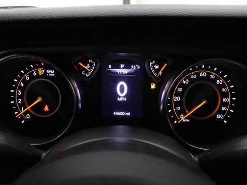 Used 2022 Jeep Wrangler Unlimited Sport image 25