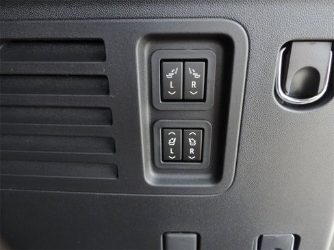 New 2026 Buick Enclave Sport Touring image 13