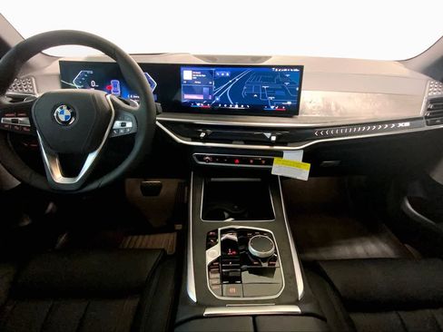 New 2026 BMW X5 xDrive40i w/ Premium Package AWD/4WD image 5